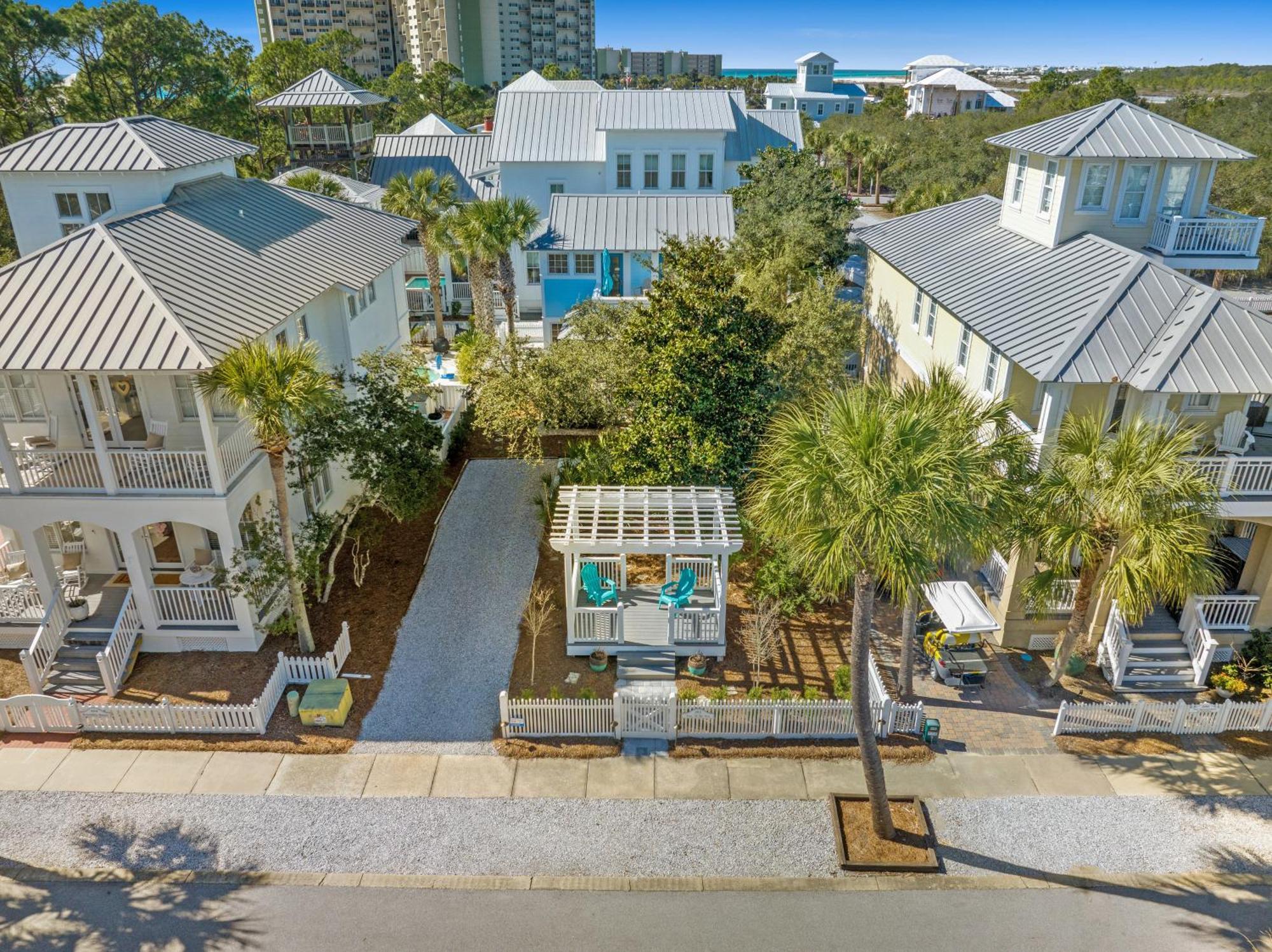 Quaint 2br/25ba Nestled Between 30a & Panama Beach! Sleeps 6! * Panama City Beach