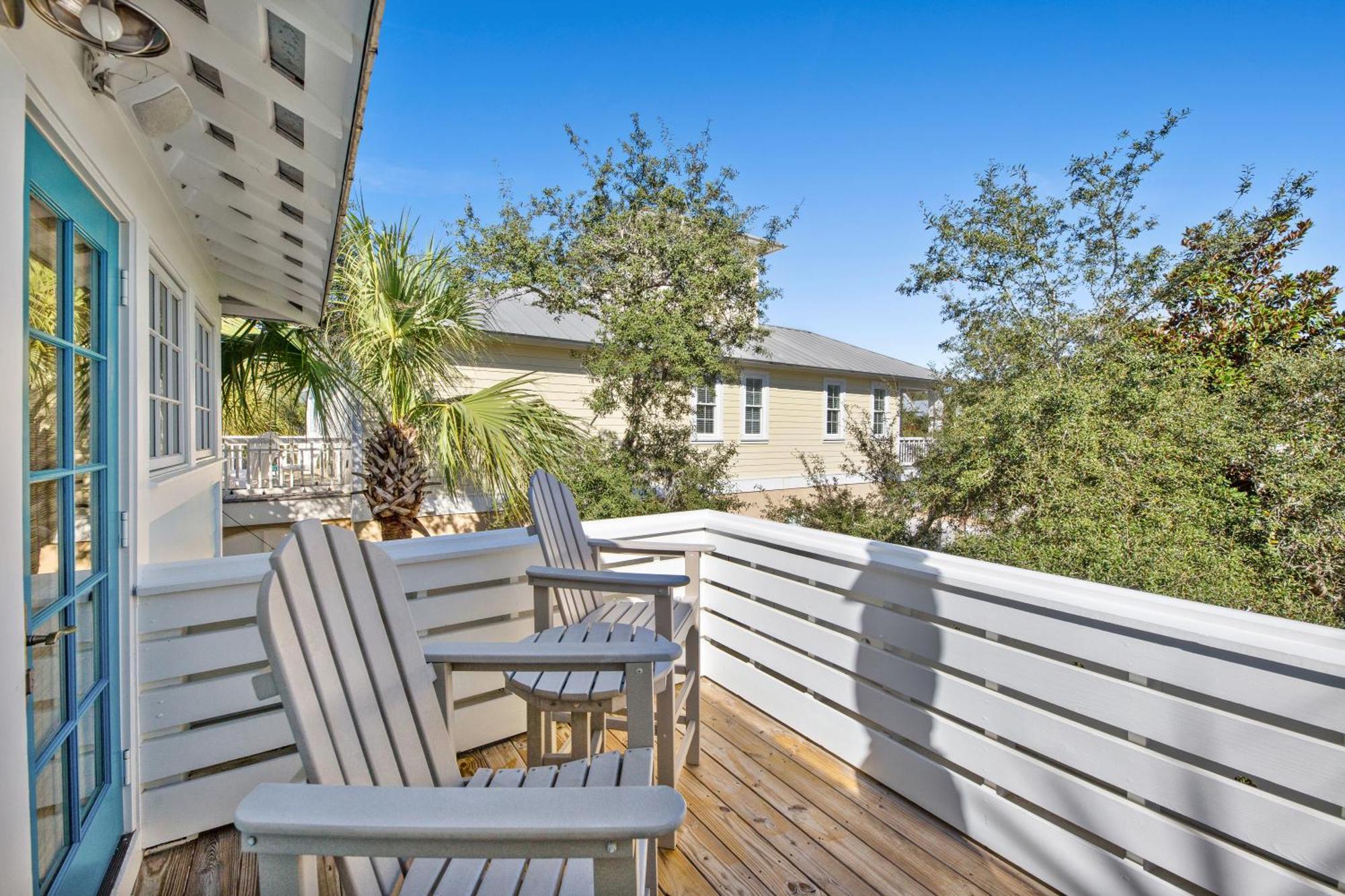 Quaint 2br/25ba Nestled Between 30a & Panama Beach! Sleeps 6! Holiday home