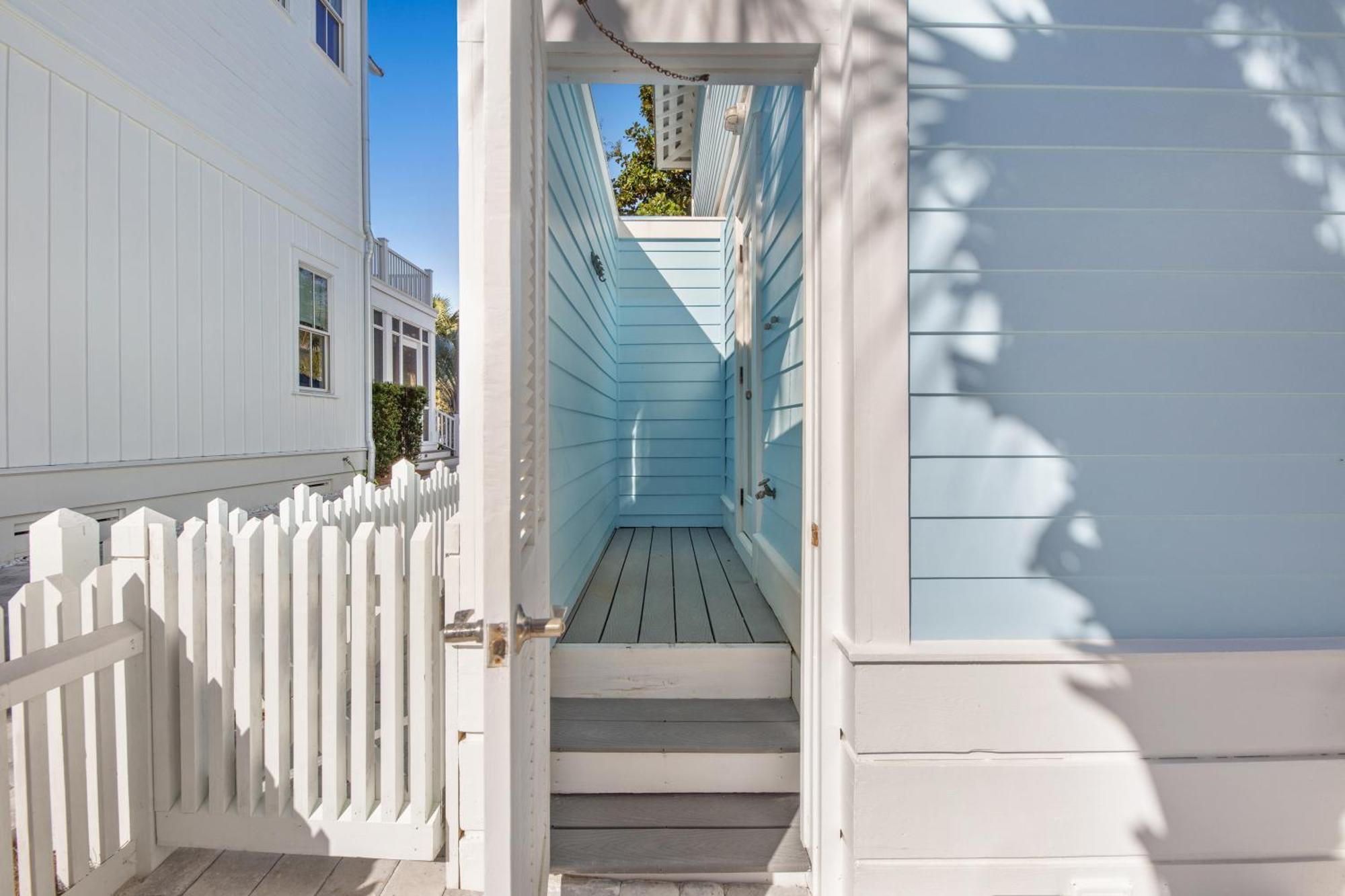 Holiday home Quaint 2br/25ba Nestled Between 30a & Panama Beach! Sleeps 6! Panama City Beach